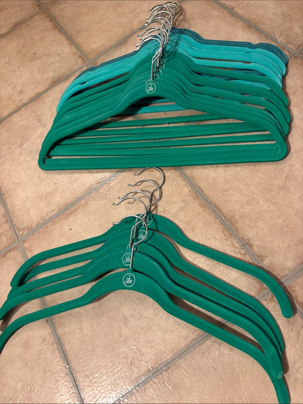 Green Velvet Non-Slip Hangers - Set of 18